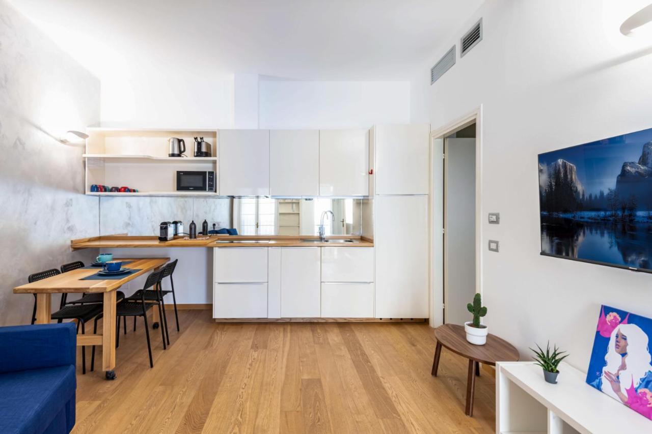 Easylife - Romantico Appartamento Sulla Darsena Milaan Buitenkant foto