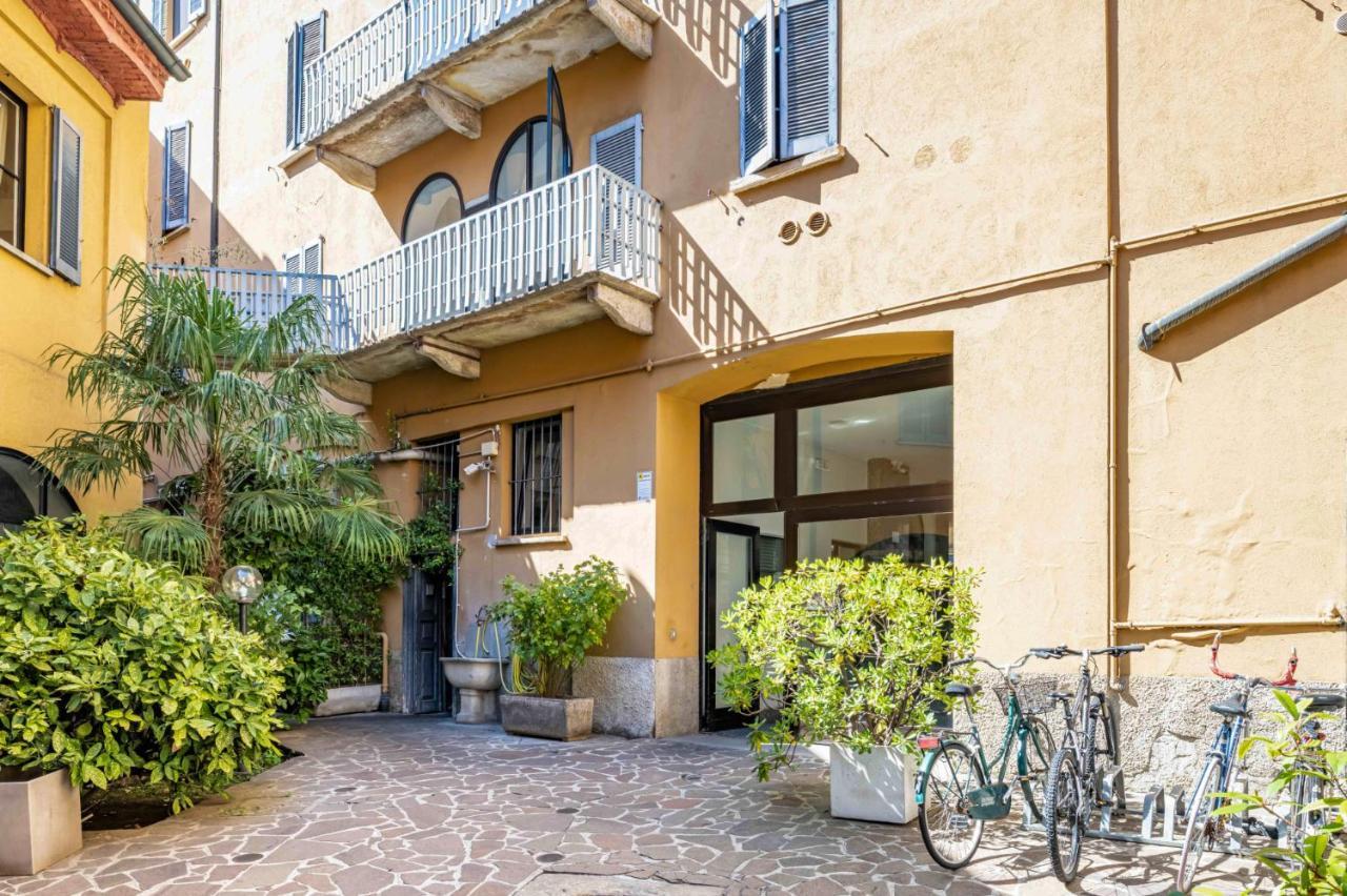 Easylife - Romantico Appartamento Sulla Darsena Milaan Buitenkant foto